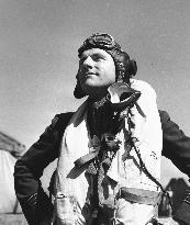 REACH FOR THE SKY (BR1956) KENNETH MORE