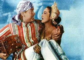 ROAD TO BALI (US1952) BOB HOPE, DOROTHY LAMOUR