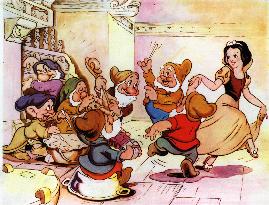 SNOW WHITE AND THE SEVEN DWARVES