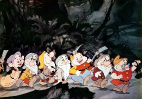 SNOW WHITE AND THE SEVEN DWARVES