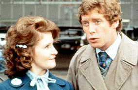 SOME MOTHERS DO 'AVE 'EM (UK TV SERIES 1973-1978) BBC TV MIC