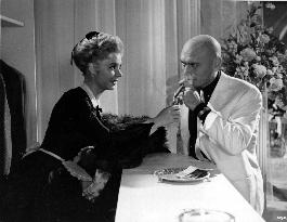 SURPRISE PACKAGE (BR1960) MITZI GAYNOR, YUL BRYNNER