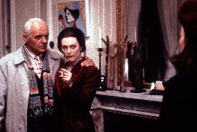 SURVIVING PICASSO (US1996) ANTHONY HOPKINS, JULIANNE MOORE