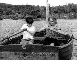 SWALLOWS AND AMAZONS