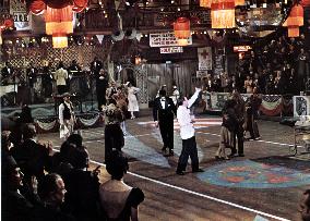 THEY SHOOT HORSES, DON'T THEY?