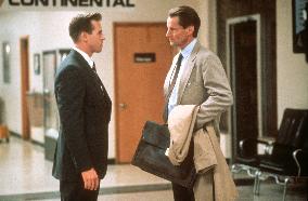 THUNDERHEART (US1992) VAL KILMER, SAM SHEPARD PICTURE FROM T