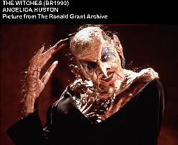 THE WITCHES (BR1990) ANGELICA HUSTON