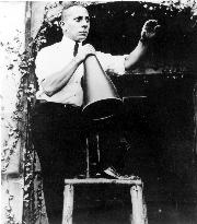 ERICH VON STROHEIM, director