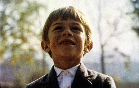 LE BALLON ROUGE aka THE RED BALLOON