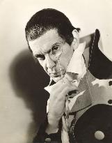 THE SCARLET PIMPERNEL  (BRITAIN 1934)   RAYMOND MASSEY AS CI