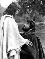 JESUS OF NAZARETH (US TV SERIES 1977) ROBERT POWELL as Jesus