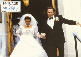 MY BIG FAT GREEK WEDDING (US/CAN 2002) NIA VARDALOS, JOHN CO