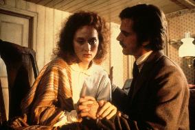 THE FRENCH LIEUTENANT'S WOMAN