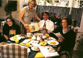 SERIAL MOM