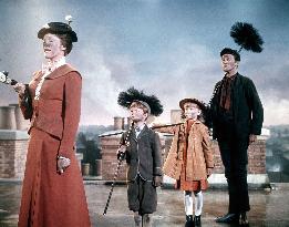 MARY POPPINS