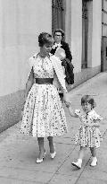 Actress DEBBIE REYNOLDS with her daughter CARRIE from her ma