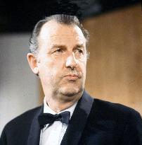 THE DICKIE HENDERSON SHOW