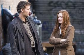 Disillusioned bureaucrat Theo (CLIVE OWEN) and underground o