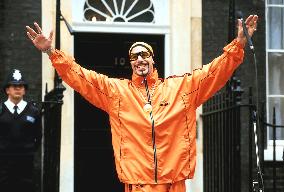 Quality: 2nd Generation.      Film Title: Ali G Inda House.