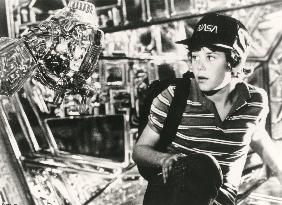 THE FLIGHT OF THE NAVIGATOR