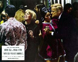 WITH SIX YOU GET EGGROLL