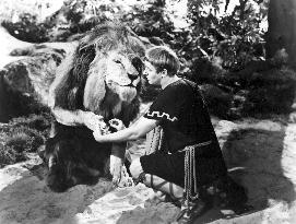 ANDROCLES AND THE LION