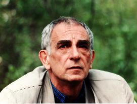 Director KRZYSZTOF KIESLOWSKI