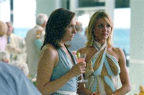 Sisters Rose and Maggie Feller (Toni Collette, left, and Cam