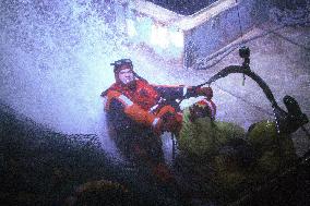 Jake Fischer (ASHTON KUTCHER) in a scene from THE GUARDIAN,