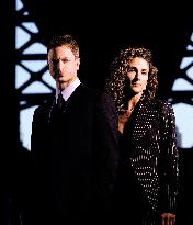 Stars GARY SINESE and MELINA KANAKAREDES.  Licensed by CHANN