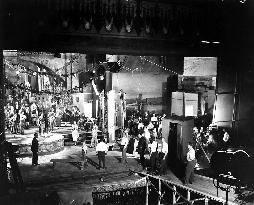 WARNER BROS. VITAPHONE UNIT FILMING A SPANISH MUSICAL NUMBER