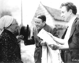 LA CAGE AUX ROSSIGNOLS