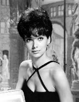 SUZANNE PLESHETTE