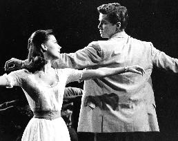 WEST SIDE STORY