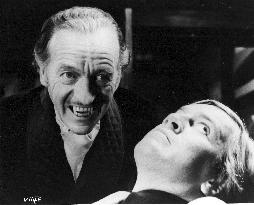 VAMPIRA
