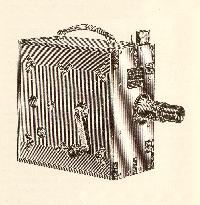 A WILLIAMSON TOPICAL FILM CAMERA MODEL NO. 7 FOR 35mm MOVING