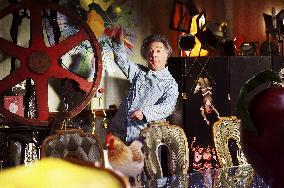 MR MAGORIUM'S WONDER EMPORIUM