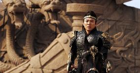 THE MUMMY: THE TOMB OF THE DRAGON EMPEROR