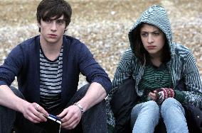 ANGUS, THONGS AND PERFECT SNOGGING