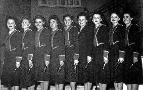 USHERETTES  TWO GIRLS AND A SAILOR