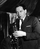 JOHN DANKWORTH   BAND LEADER JOHN DANKWORTH   BAND LEADER