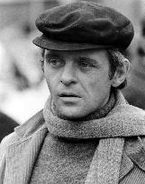 ANTHONY HOPKINS