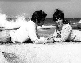 ANTHONY NEWLEY, JOAN COLLINS