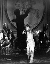 LOVE ME TONIGHT (US1932) MAURICE CHEVALIER