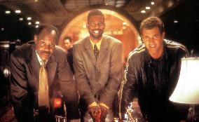 LETHAL WEAPON 4 (US1998) DANNY GLOVER, CHRIS ROCK, MEL GIBSO