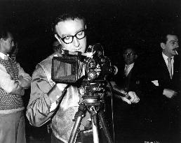 PETER SELLERS ACTOR AND AMATEUR FILM MAKER FI CAMERA 1960s A