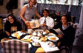 SERIAL MOM