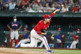 Baseball: Rangers pitcher Yang Hyeon Jong