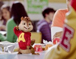 ALVIN AND THE CHIPMUNKS: THE SQUEAKUEL