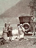 LATE 1920s PICNIC